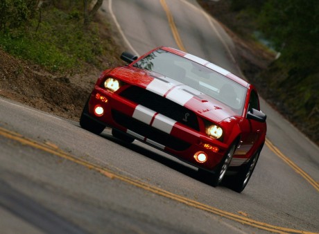 Shelby-Cobra-GT500-Mustang-334750